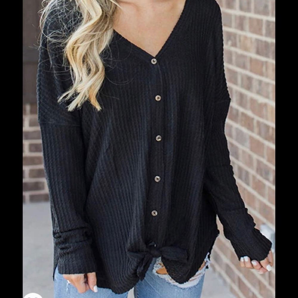 Button down thermal top - black